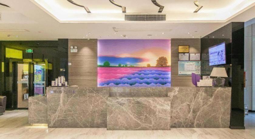 Lavande Hotel (Wuhan Wuchang Railway Station Square) 8/19