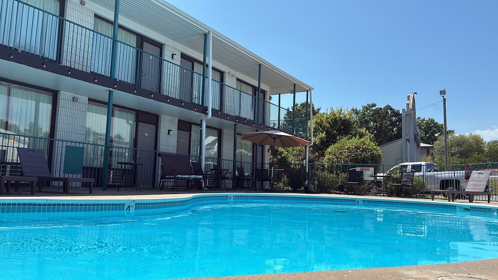 Ozark Valley Inn 4/50