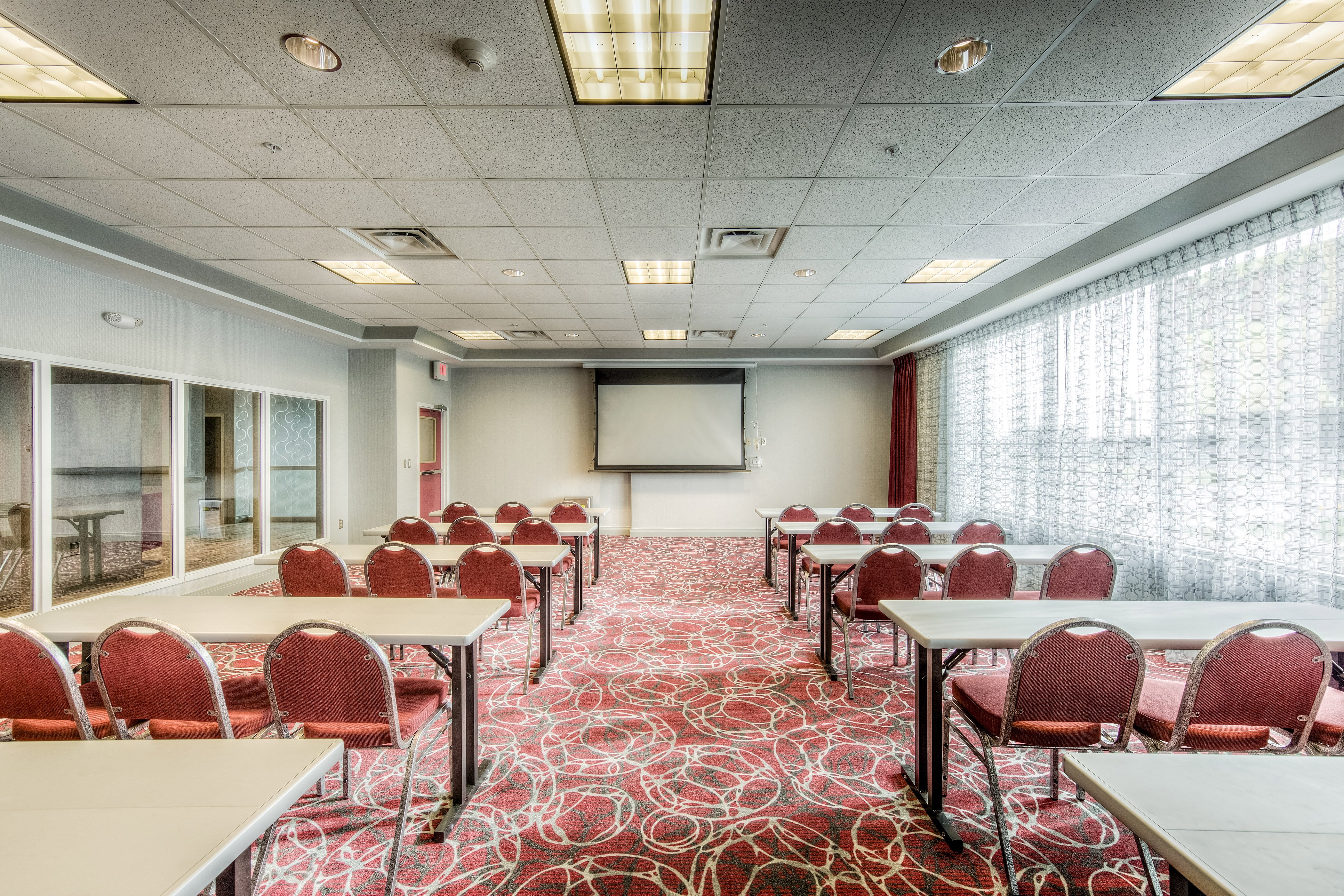 STAYBRIDGE SUITES UNIVERSITY AREA OSU 66/74