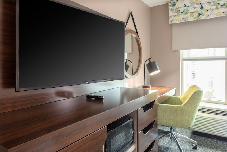 Hampton Inn & Suites Arlington Crystal City DCA 36/64