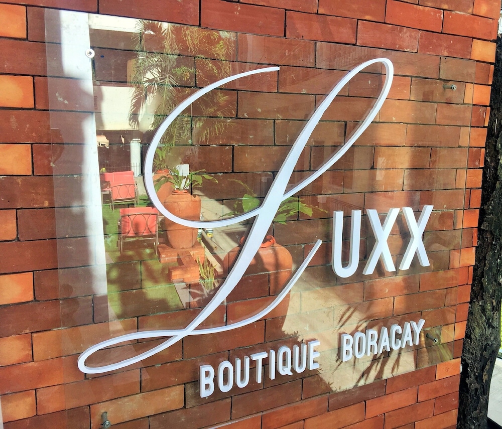 Luxx Boutique Boracay 53/72
