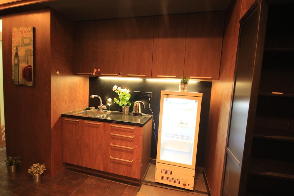 Timehouse (Hong Kong Hostel) 2/40