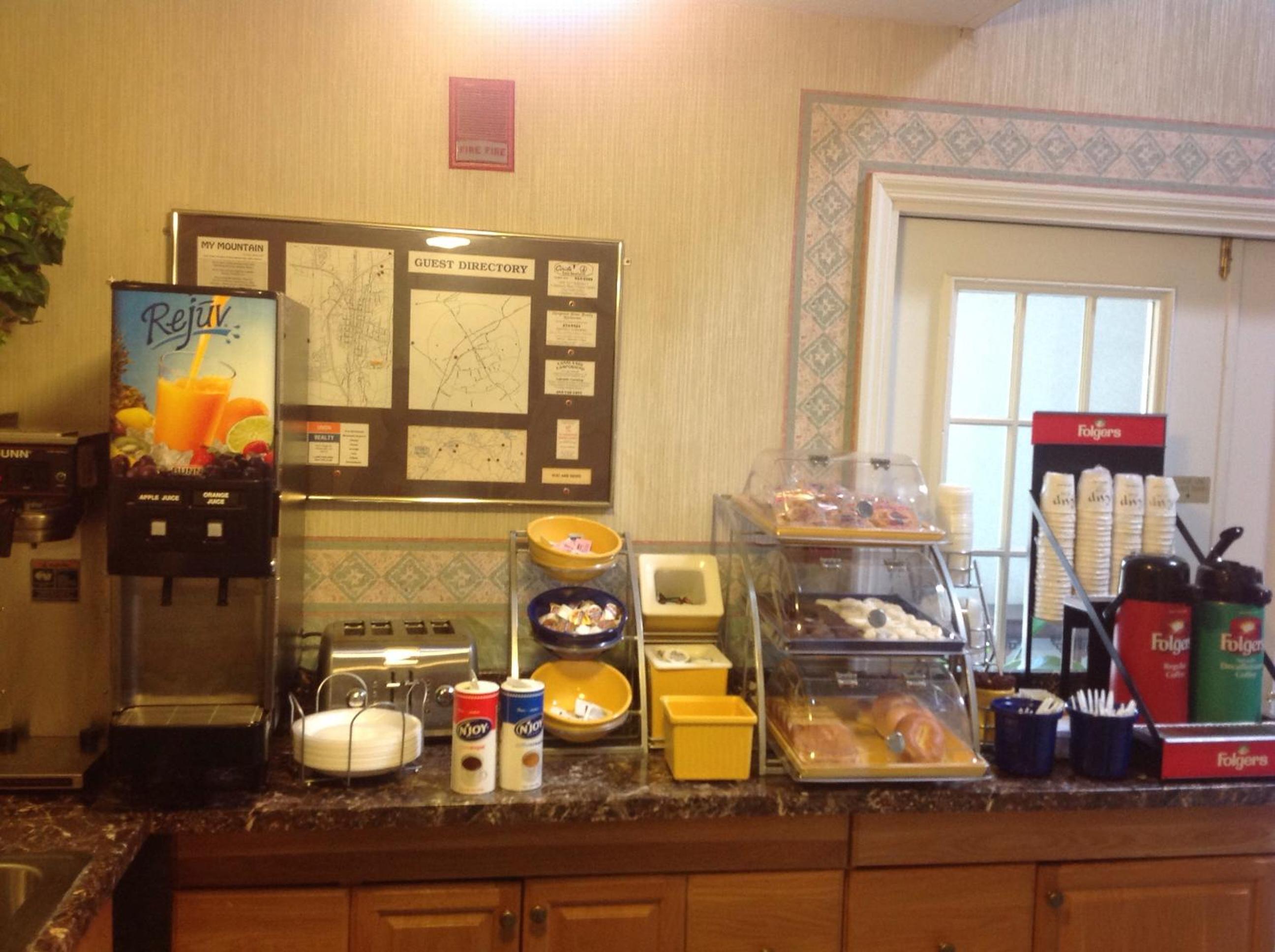 Americas Best Value Inn Blue Ridge 17/23