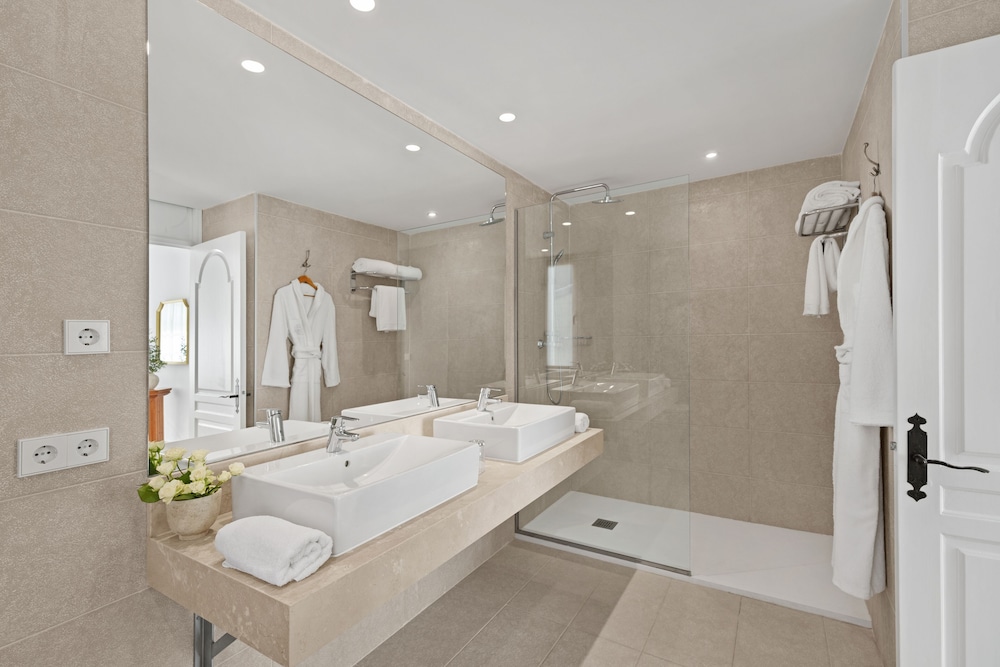 La Moraleja The Quiet Hotel - Adults Only 30/72
