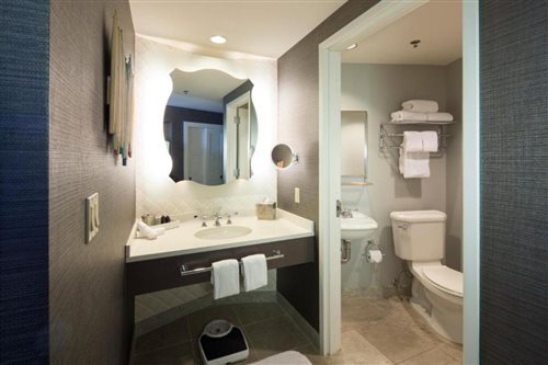 Room, Double or Twin Bed