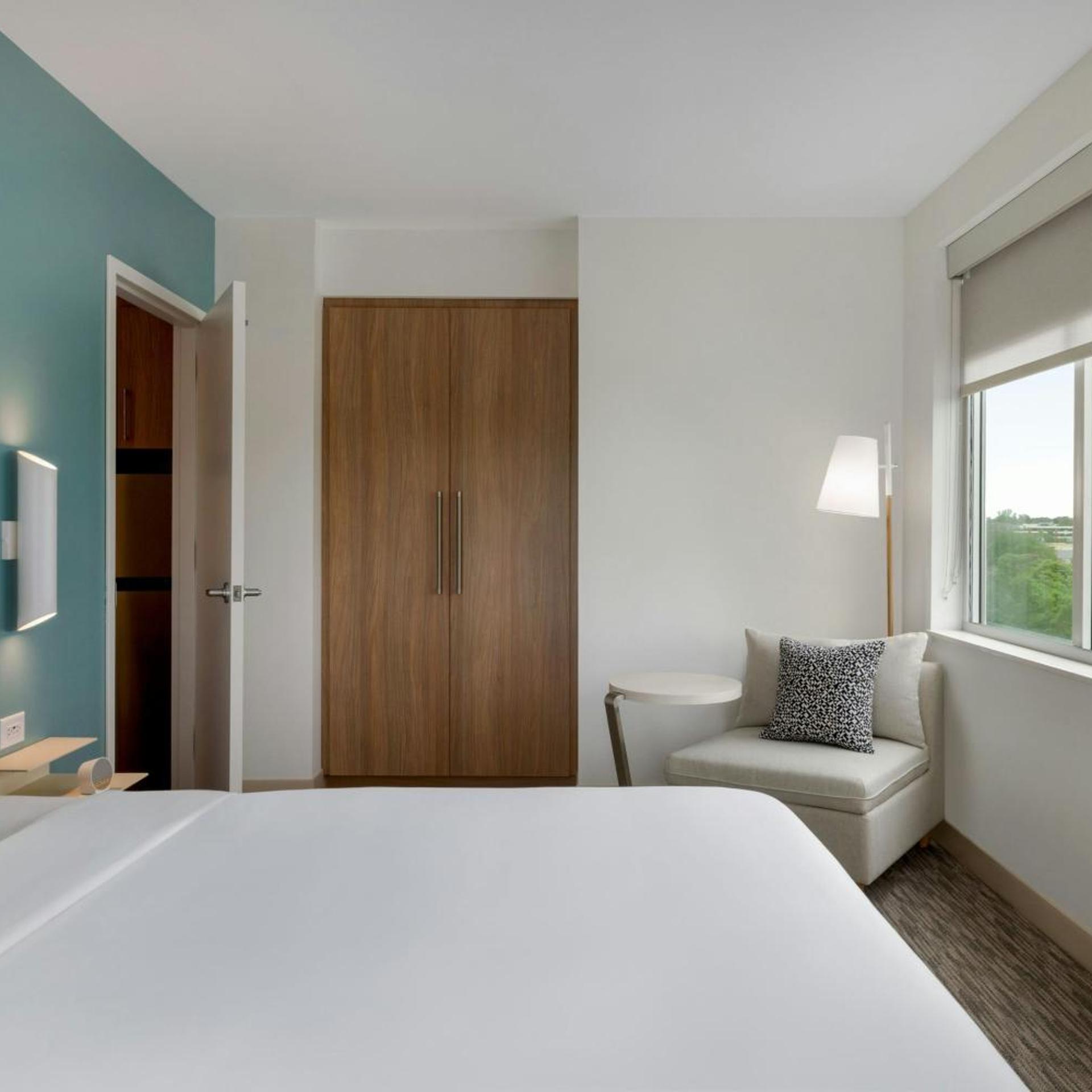 1 Bedroom, Executive, Suite, King Bed
