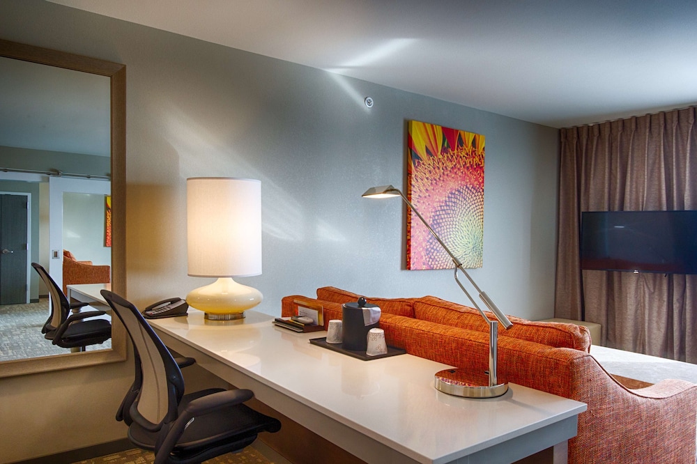 HILTON GARDEN INN SALINA 24/51
