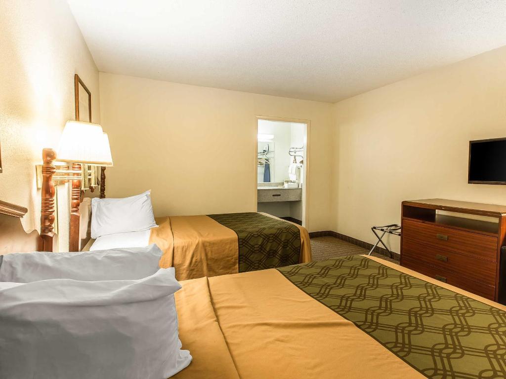 غرفة بسريرين مزدوجين لذوي الإعاقة، Econo Lodge Thomasville 3/6
