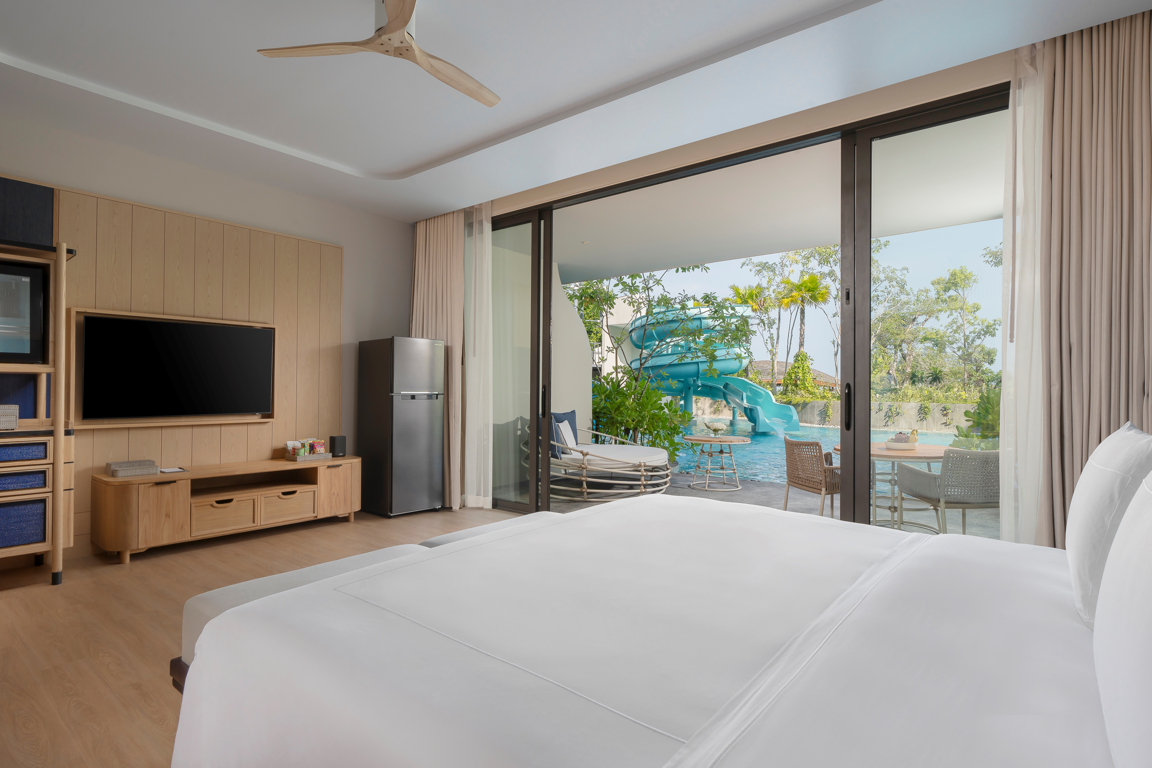 Family Suite Pool Access