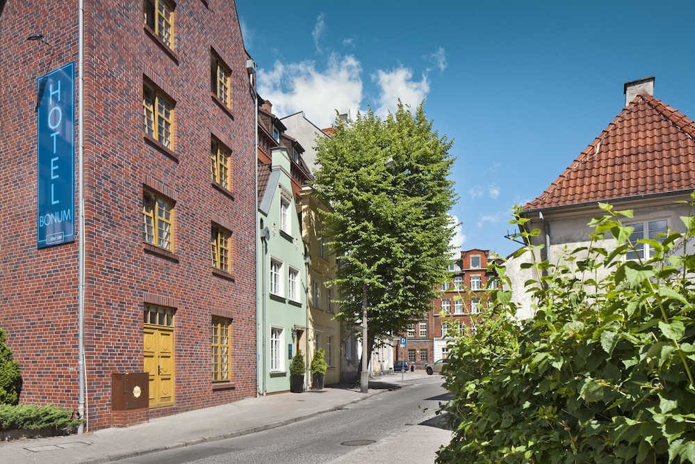 Bonum Hotel 2/47