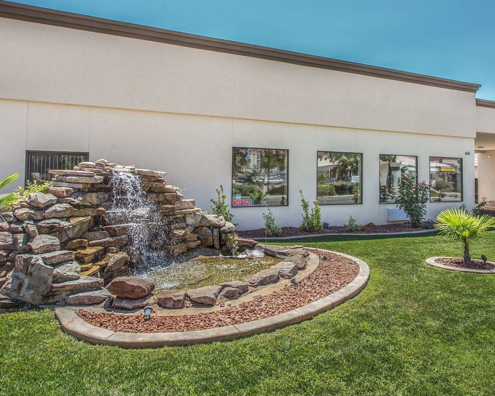 Econo Lodge St George North - Near Pioneer Park 24/33