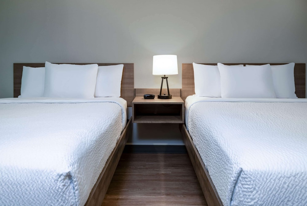 ECHO Suites Extended Stay by Wyndham Nashville/ Gallatin 44/69