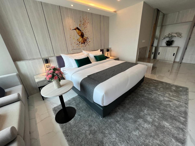 Deluxe, Double Bed