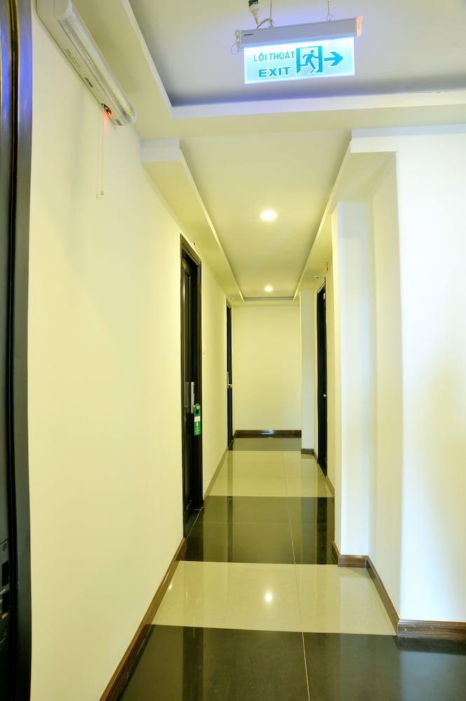 International Hotel 43/63