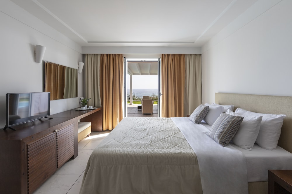 SUITE, SEA VIEW, PRIVATE POOL