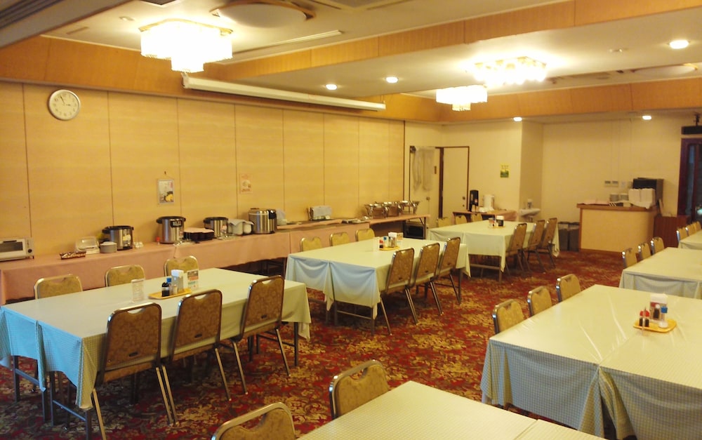 Hotel Miyako Hills Stationten 35/57