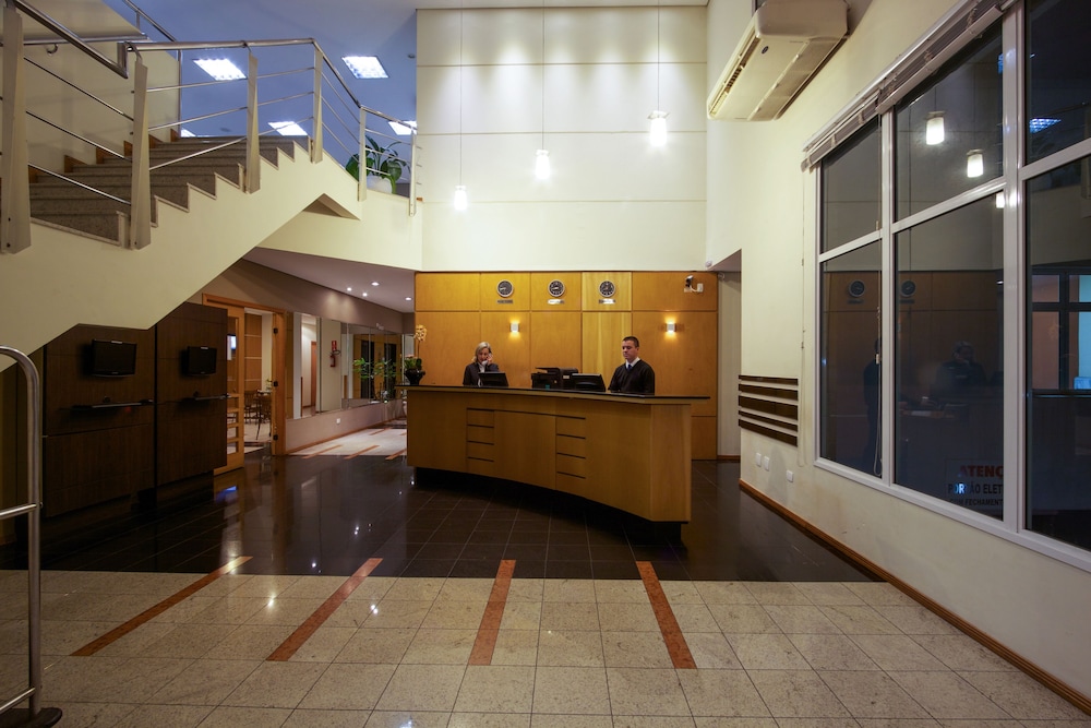 Lobby at Bristol Centro Civico, CURITIBA