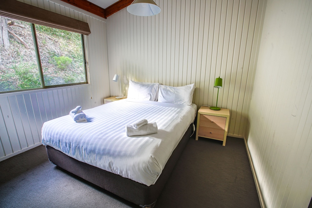 BEACON POINT OCEAN VIEW VILLAS 21/70