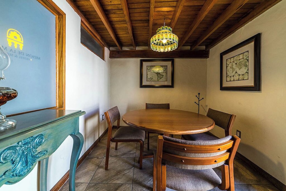 Meson de La Merced Hotel And Suites 29/38