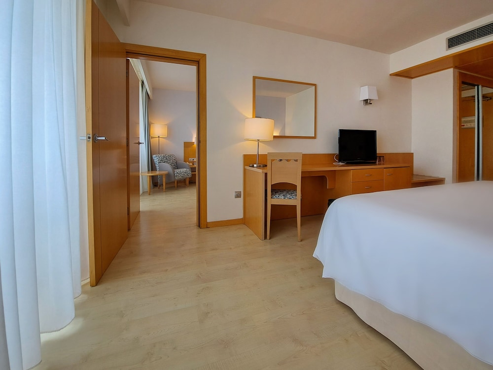 Sol Port Cambrils (ex Tryp Port Cambrils) 25/72