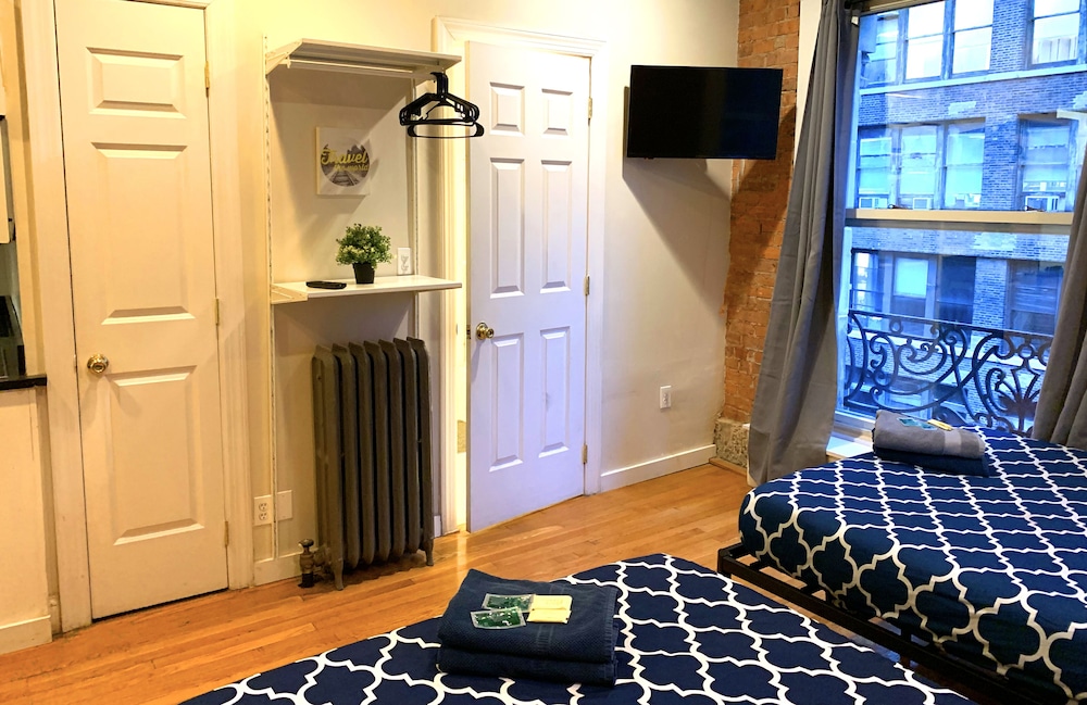 Macy Empire Apartments 34/50