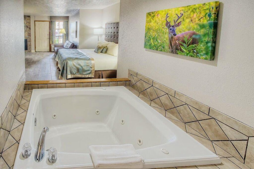 Accommodation By Willow Brook Lodge 62/63