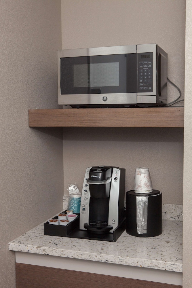 Hilton Garden Inn Springfield 59/76