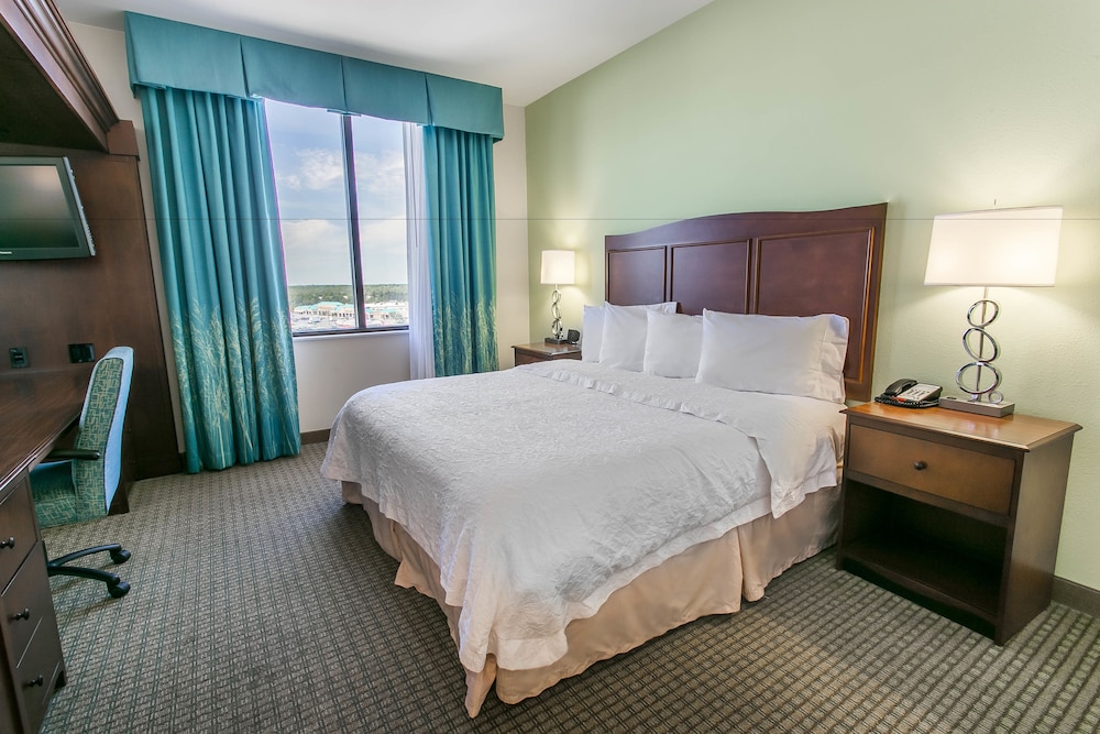 Hampton Inn Suites Orange Beach Gulf Front 34/76