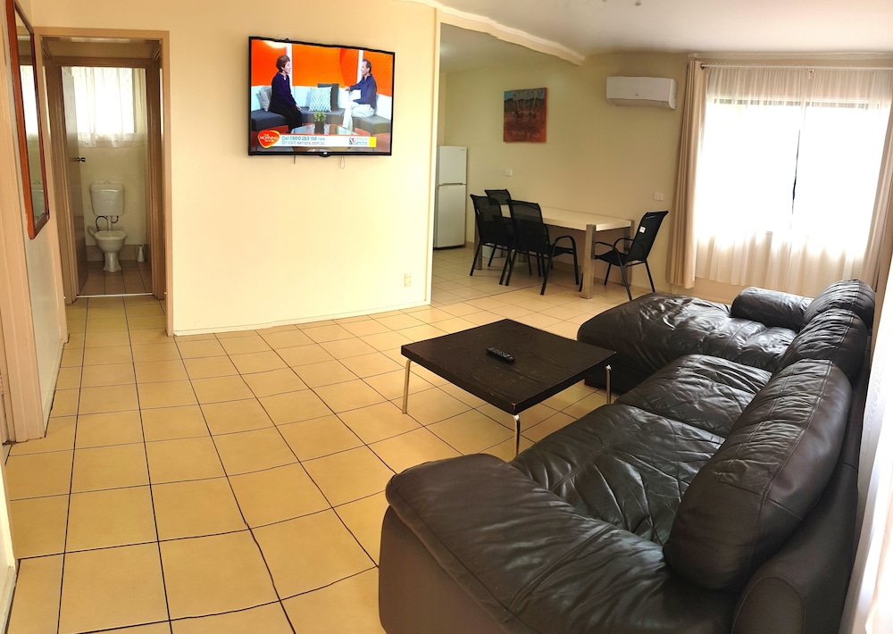 Hotel Tropiq 70/95