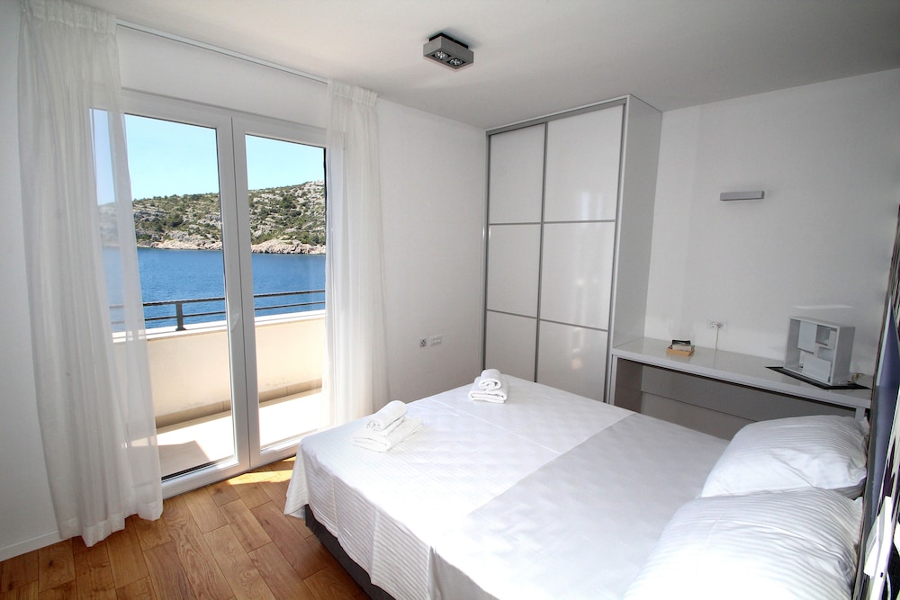 Villa Lavanda Deluxe 10/50