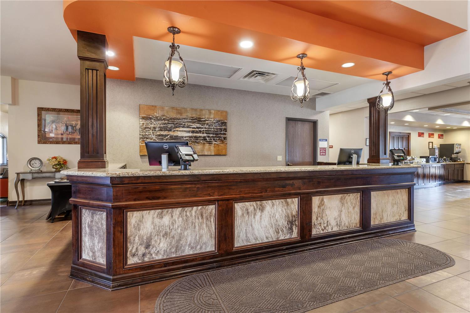 Best Western Plus Cimarron Hotel & Suites 4/41