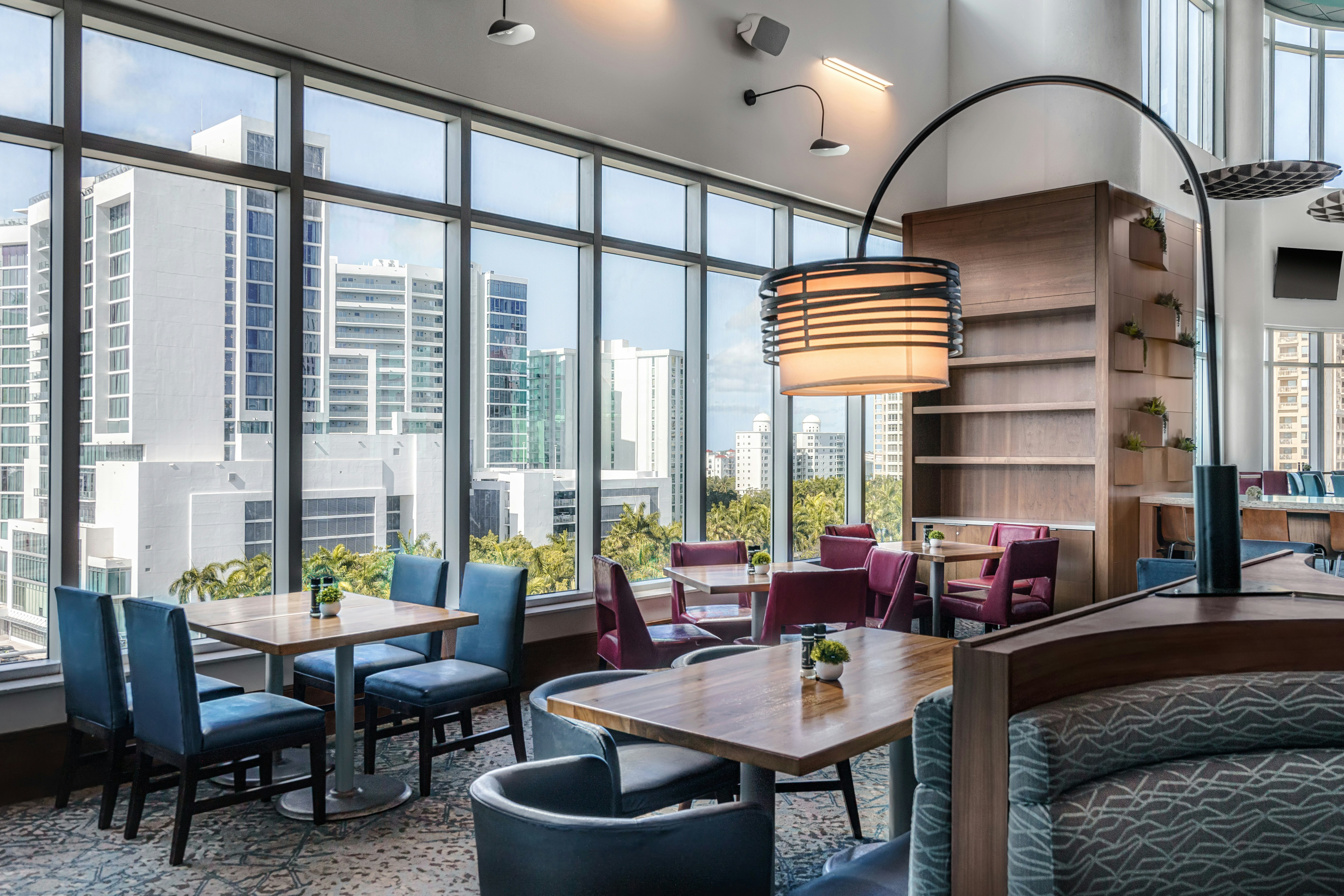 Embassy Suites By Hilton Sarasota Fl 36/65