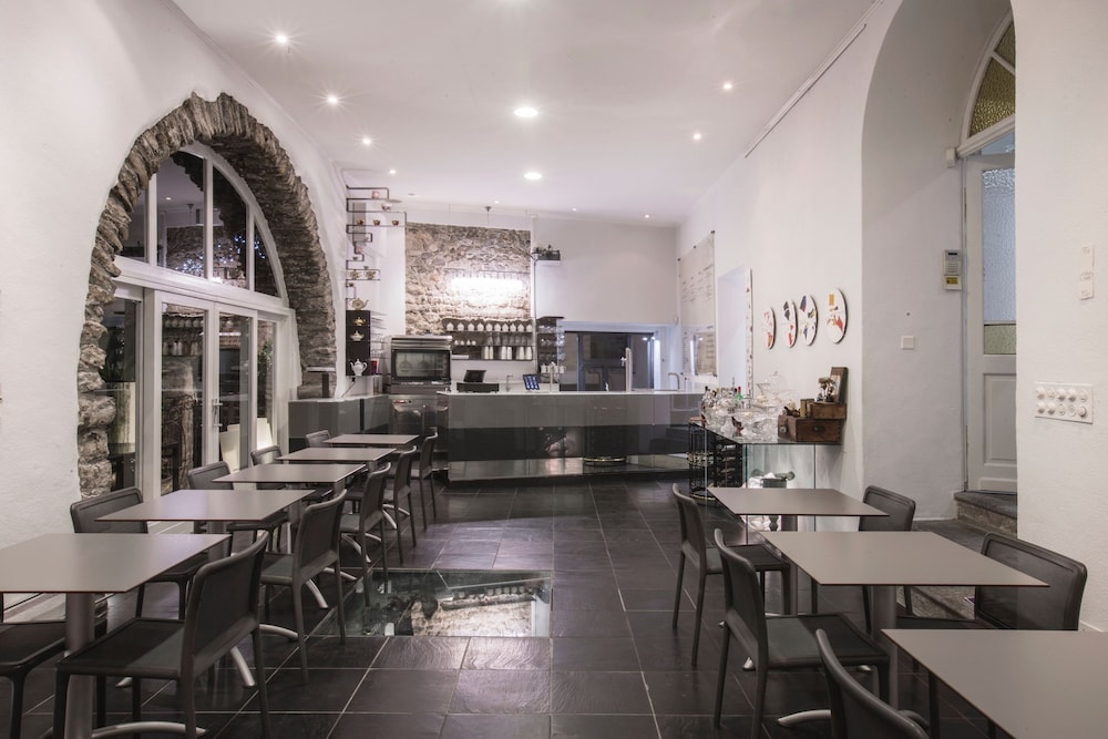 Caffe dell Arte Boutique Rooms 39/50