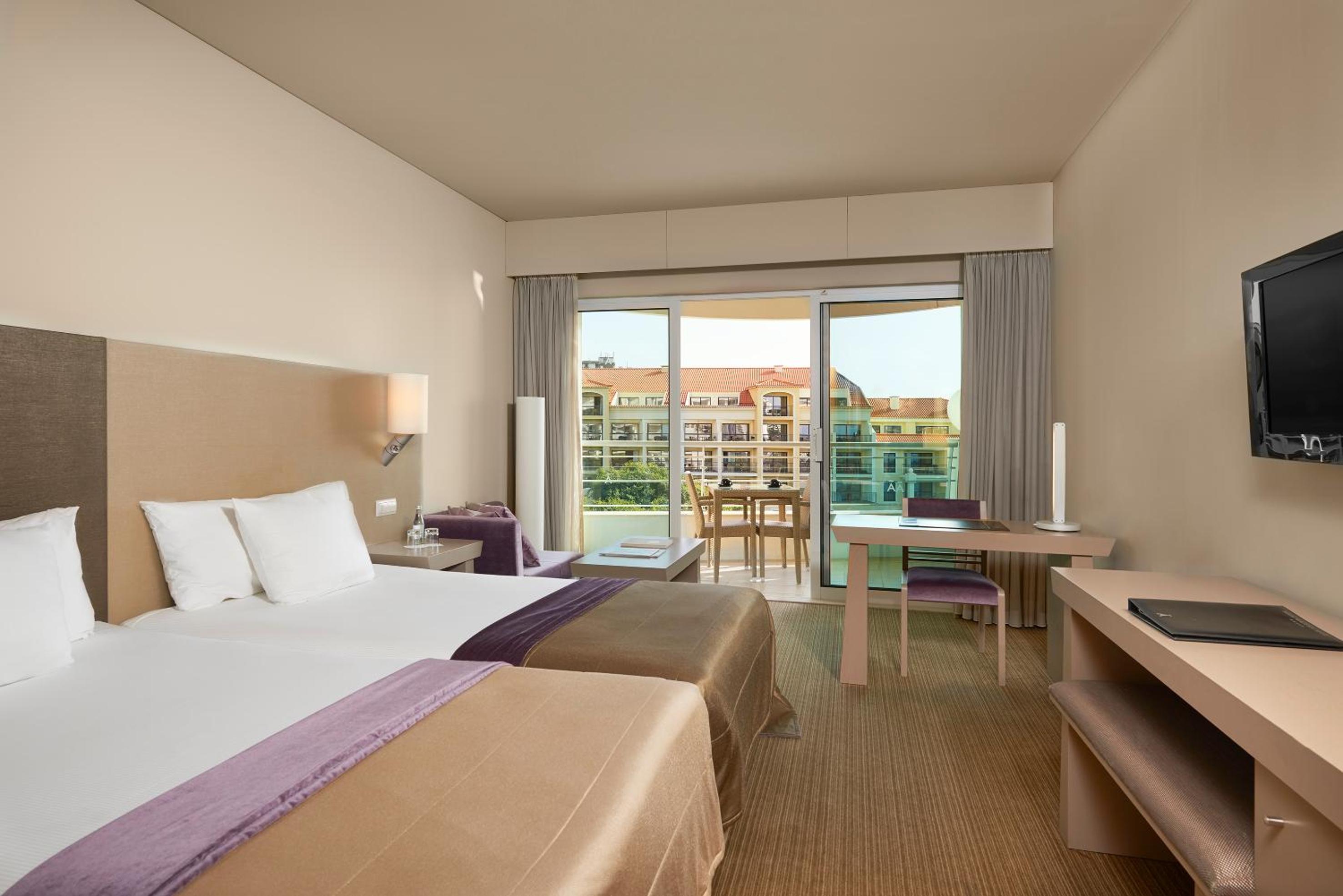 Melia, Double Bed, Lateral Side Sea View