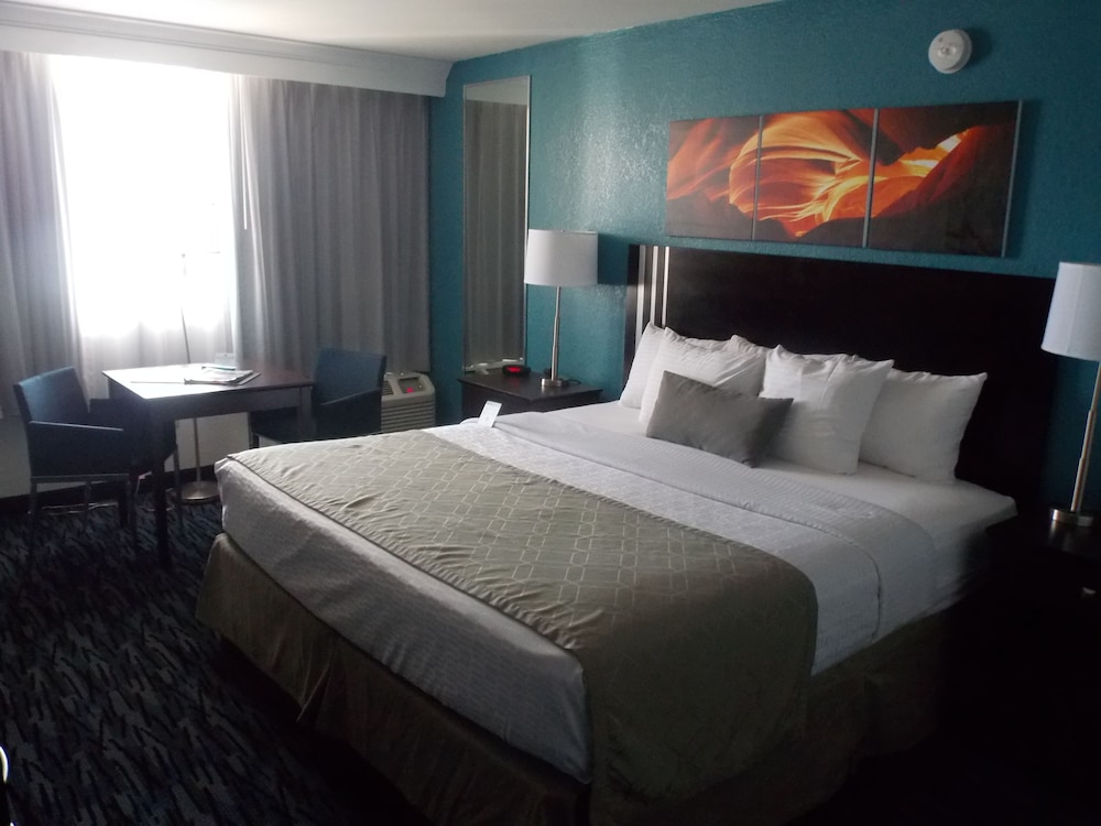 Quality Inn and Conference Center Tampa-Brandon 9/42