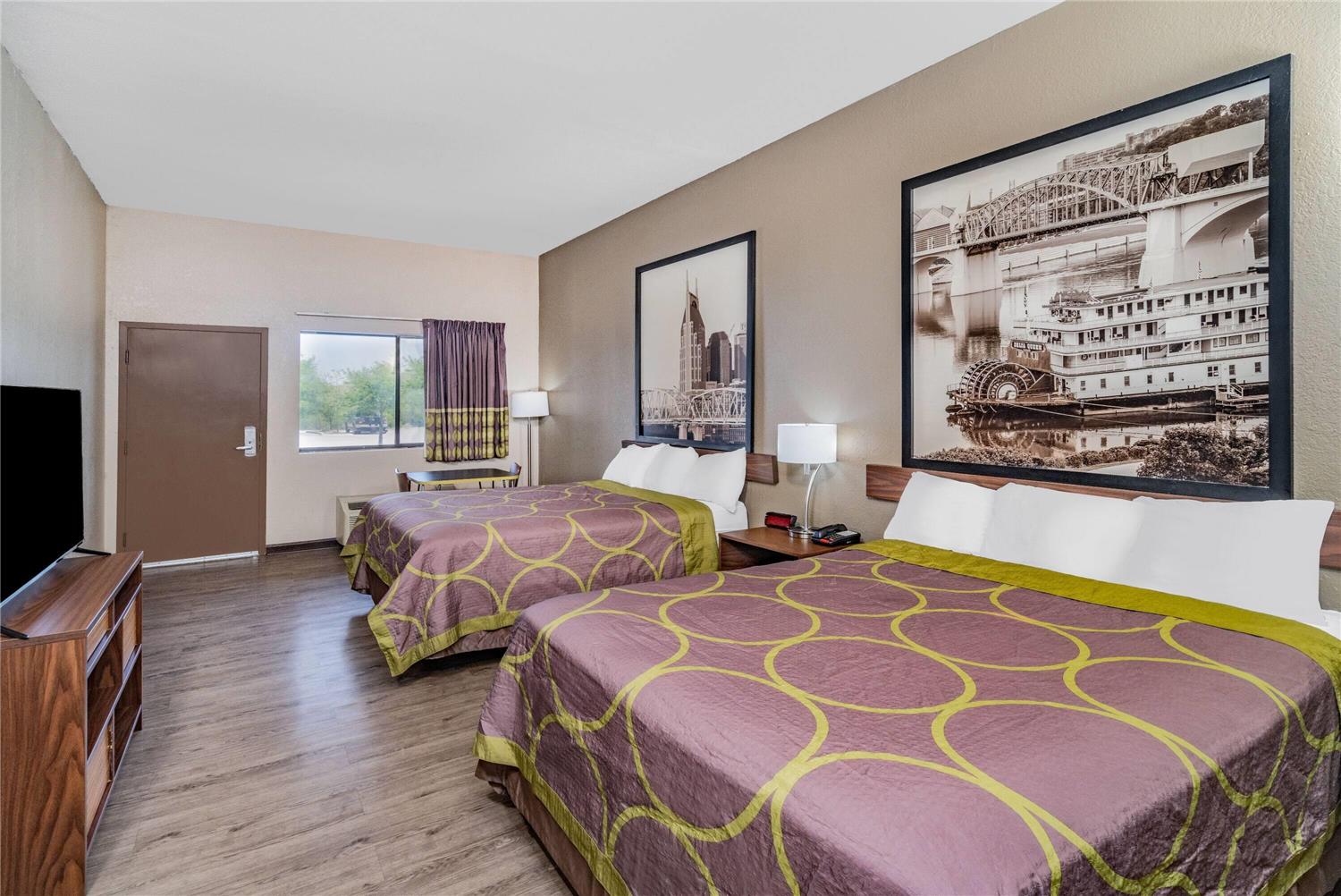 Super 8 by Wyndham Columbia 5/16