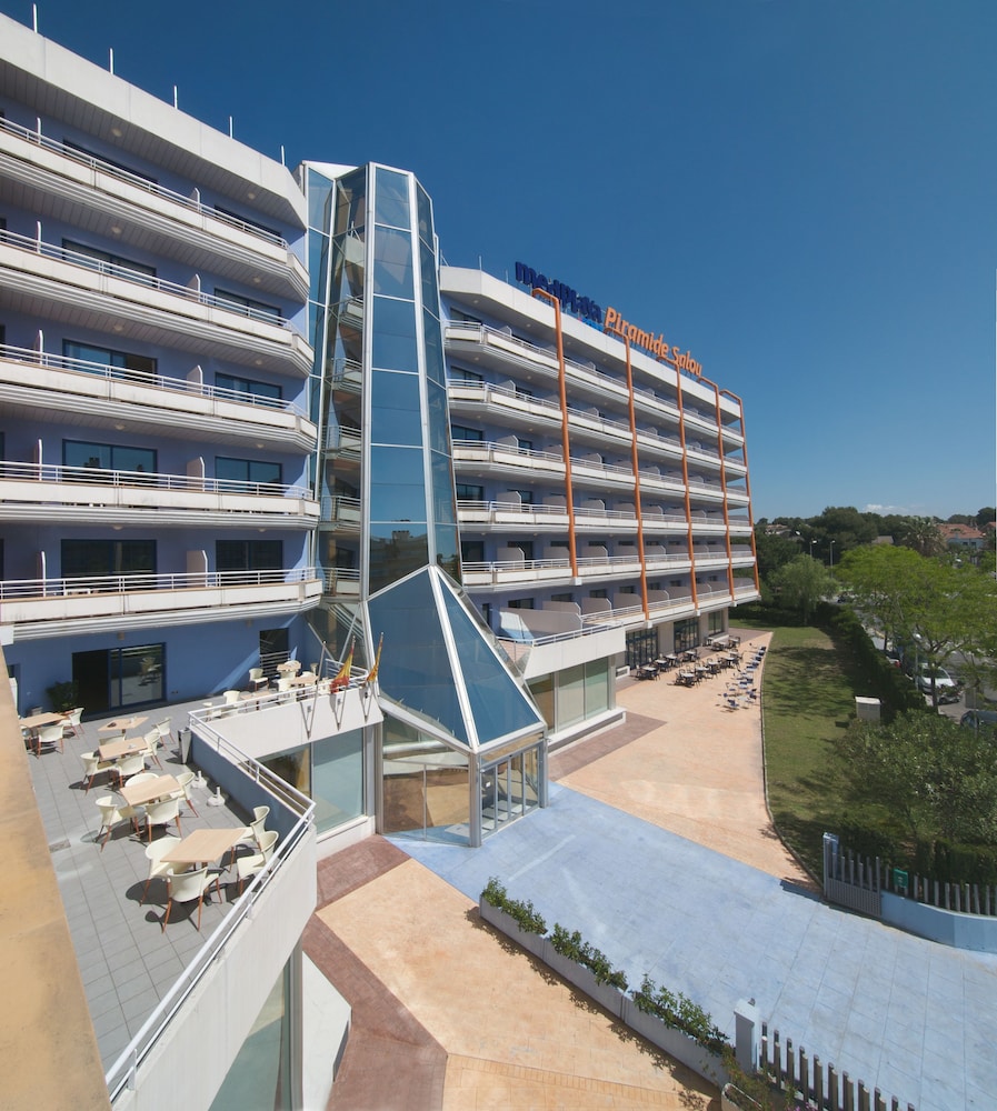 Hotel Piramide Salou 46/50