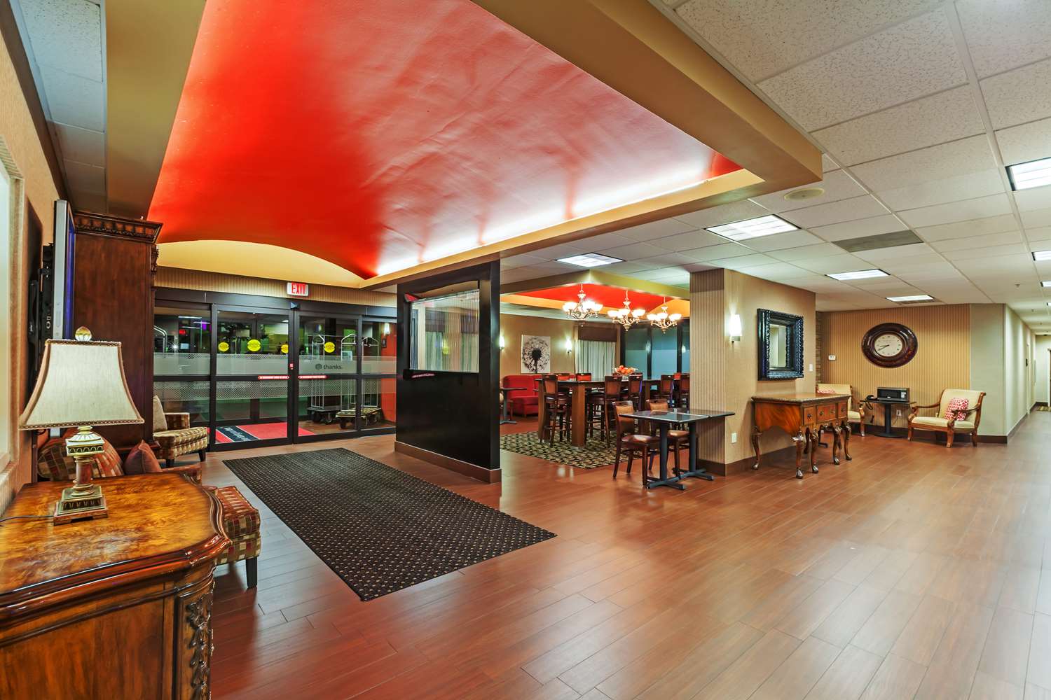 restaurant cafeteria