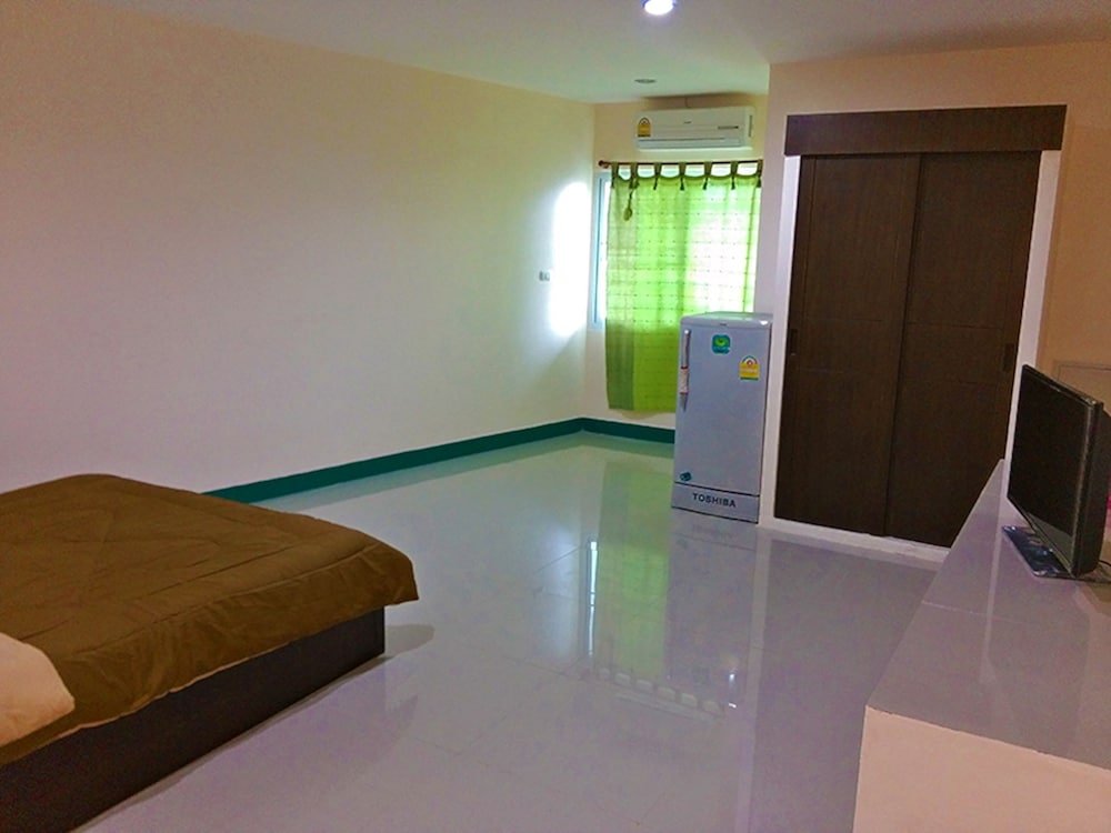Sorworakit Hotel 11/16