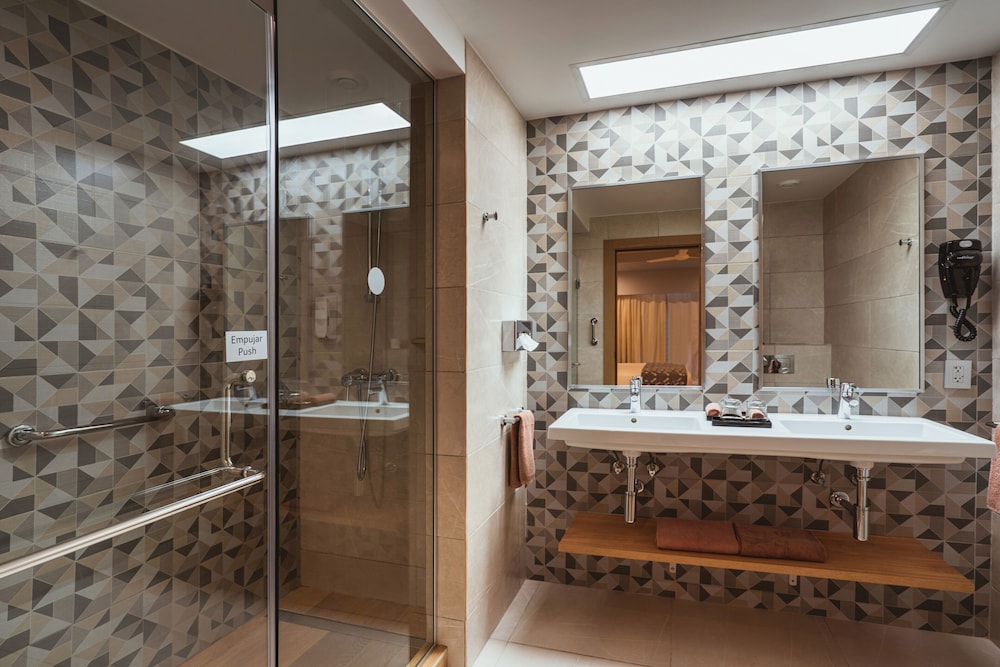 غرفة قياسية بسريرين مزدوجين بإطلالة على الحديقة، Hotel RIU Santa Fe 7/7