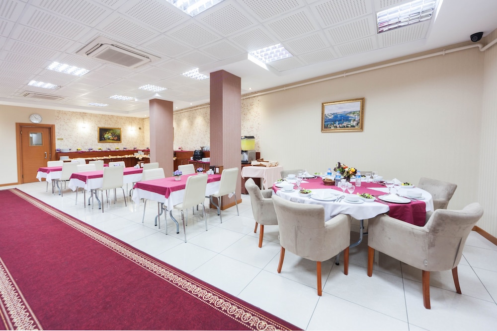 Grand Hotel Avcilar 41/50