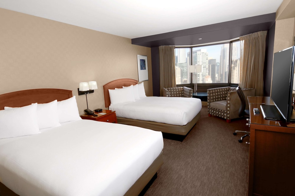 ROOM, 2 DOUBLE BEDS, SKYLINE VIEW