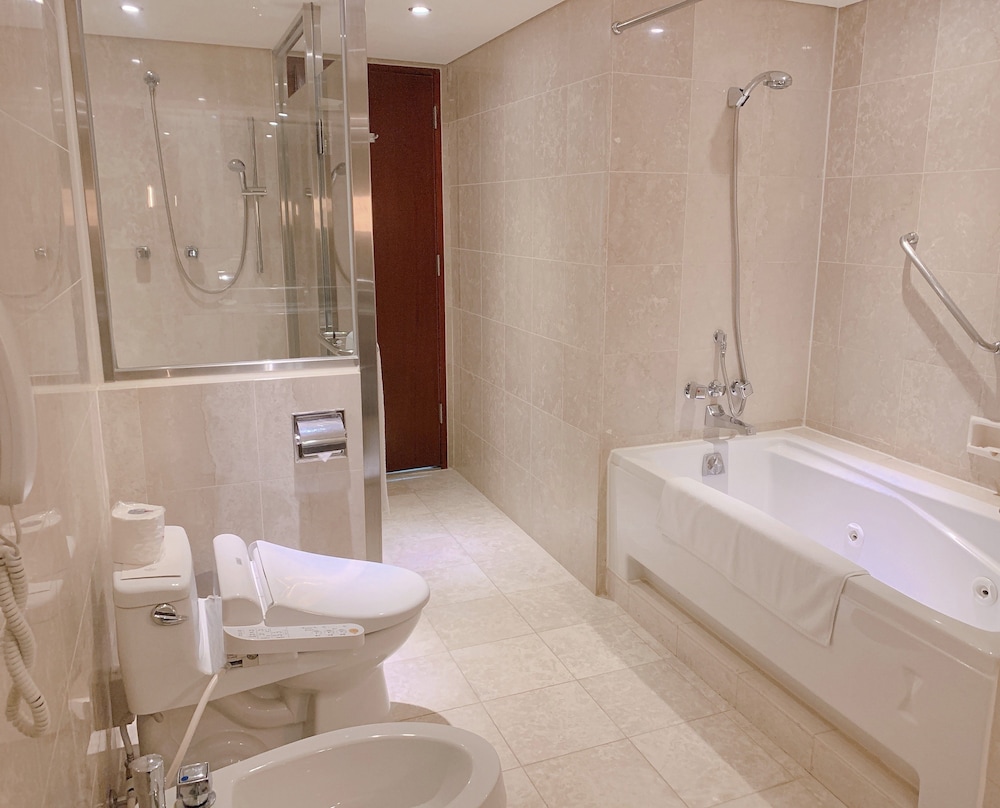 Howard Plaza Hotel Kaohsiung 78/78