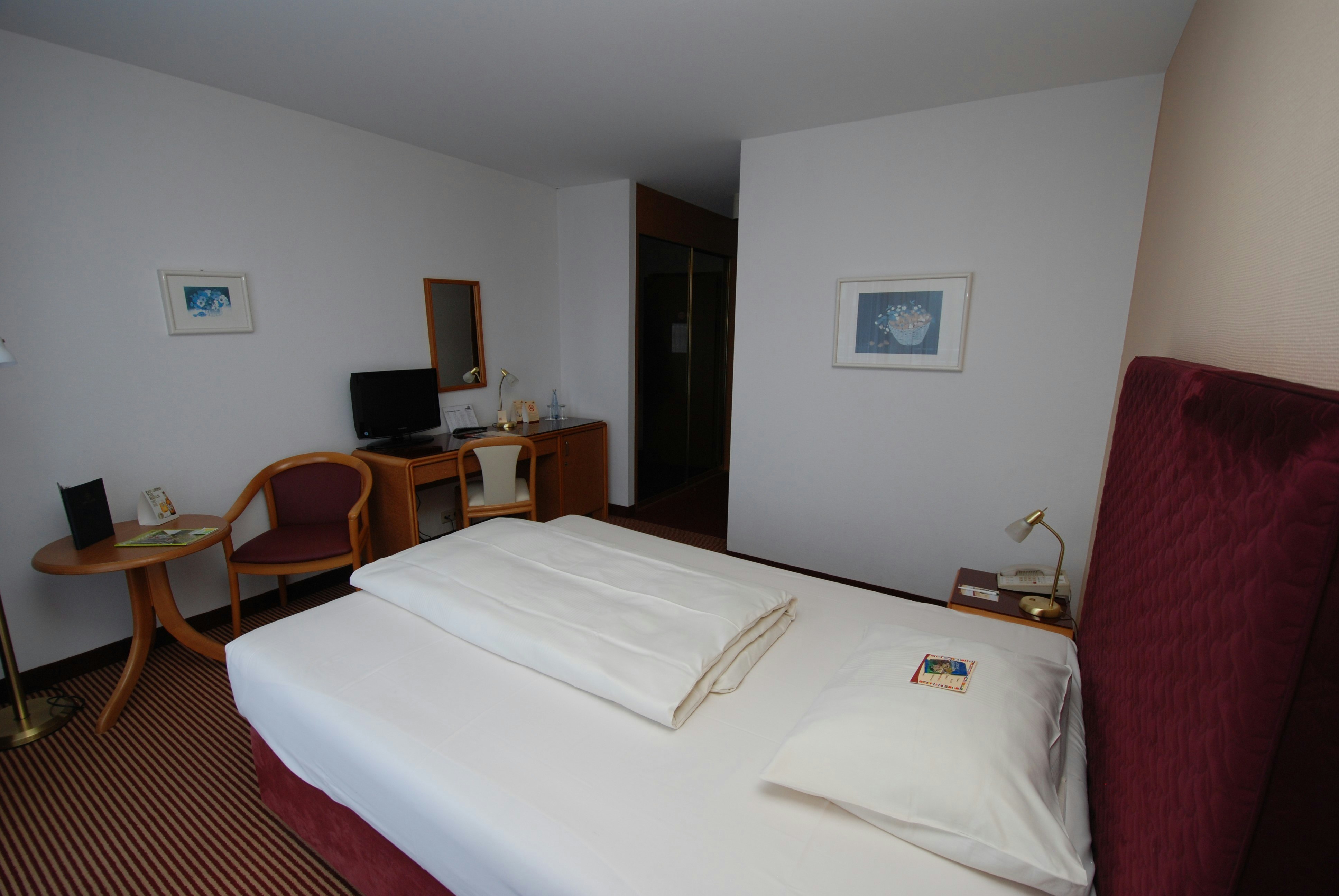 HK Hotel Dusseldorf City 15/26
