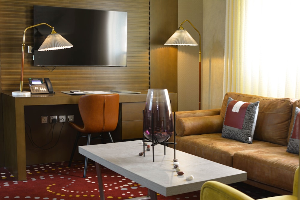 فندق ريدويفز(Redwaves Hotel) 39/47