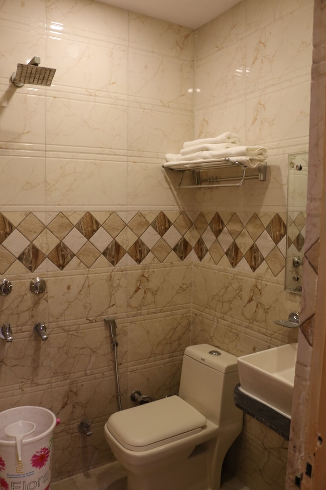 Hotel Karlo Kastle 29/31