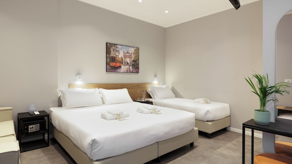 Hotel 22 Marzo 24/57
