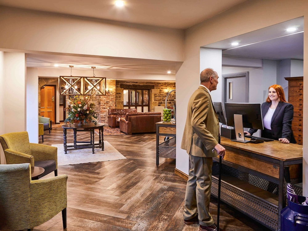 Mercure Barnsley Tankersley Manor Hotel 44/74