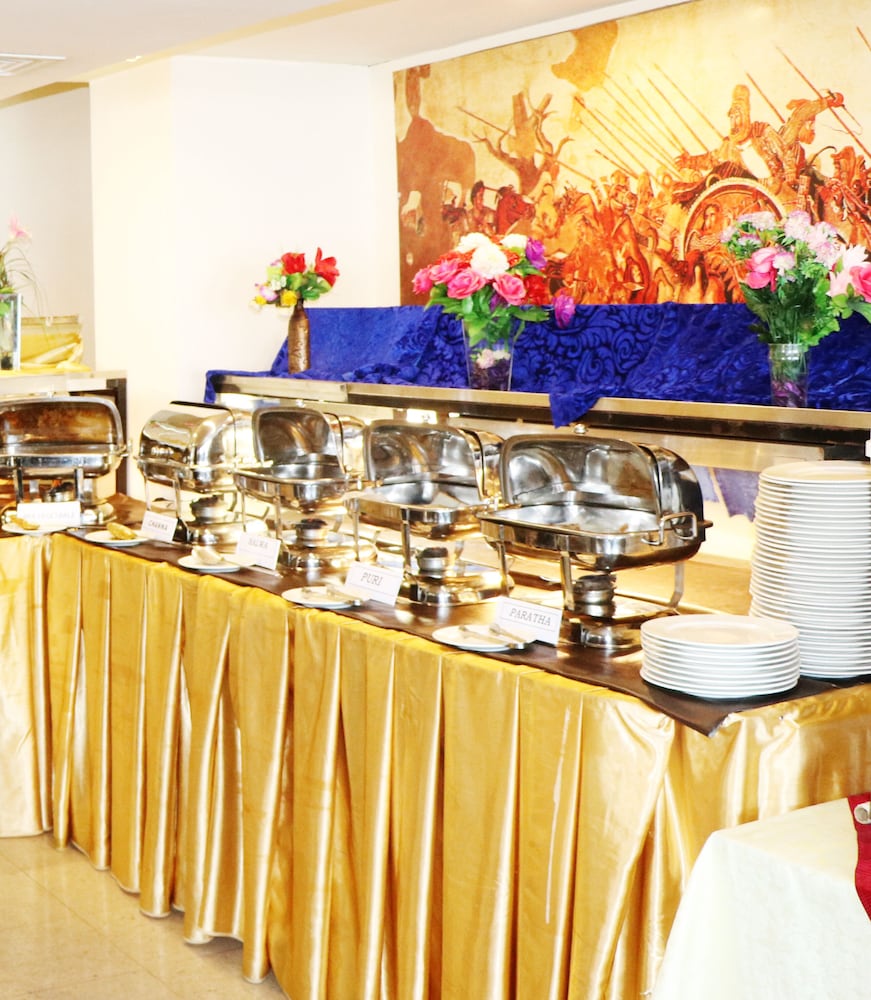Shalimar Tower Hotel Lahore 11/50