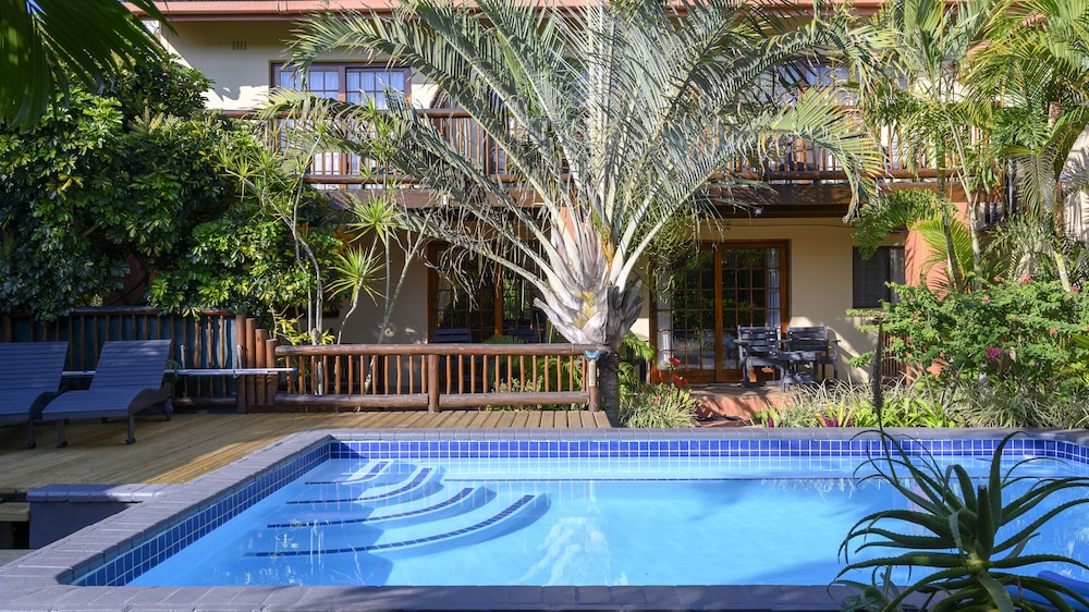 Elephant Coast Guest House 40/50